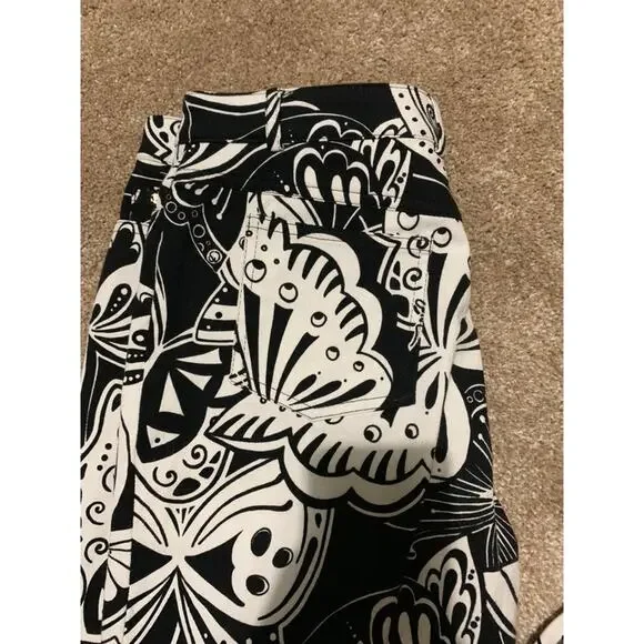 St. John Sport Marie gray butterfly Pants 10 Capri
